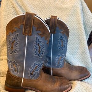 Laredo 5666 Isla Women's Western Boots Brown Blue Embroidered
Leather 9M